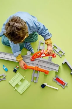 LEGO® DUPLO® Town Utvidelsessett med togbro og skinner 10426