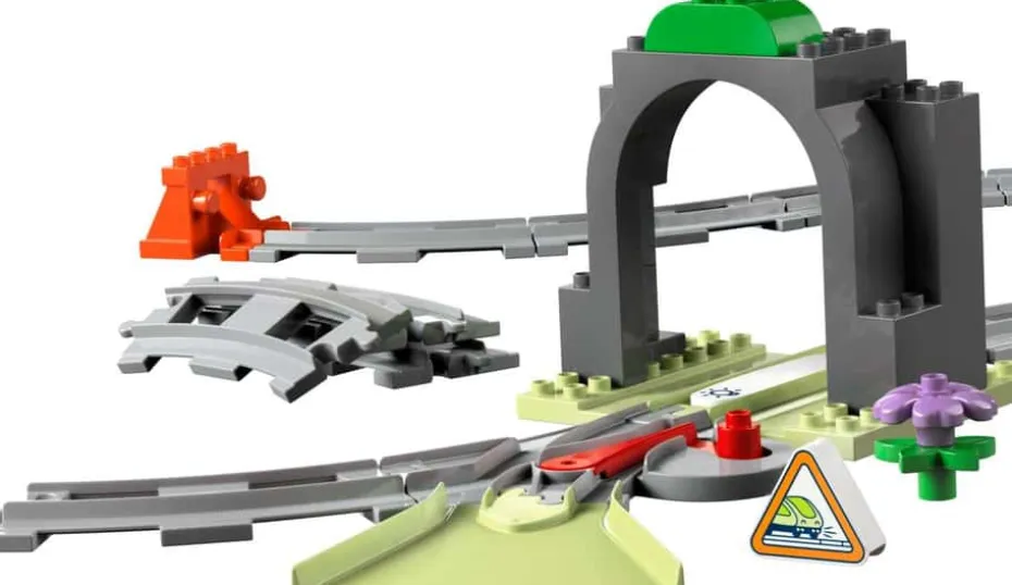 LEGO® DUPLO® Town Utvidelsessett med togtunnel og skinner 10425