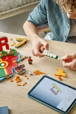 LEGO® Editions Football Cristiano Ronaldo – fotball-høydepunkter 43012