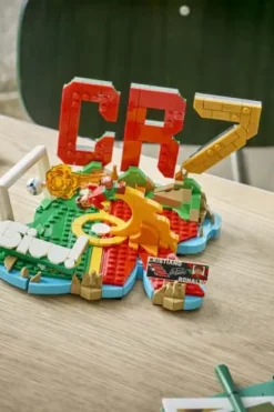 LEGO® Editions Football Cristiano Ronaldo – fotball-høydepunkter 43012