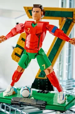 LEGO® Editions Football Fotball-legenden Cristiano Ronaldo 43016