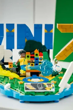 LEGO® Editions Football Vini Jr. – fotball-høydepunkter 43027