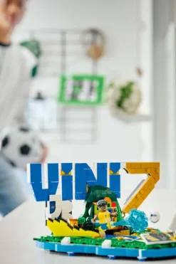 LEGO® Editions Football Vini Jr. – fotball-høydepunkter 43027