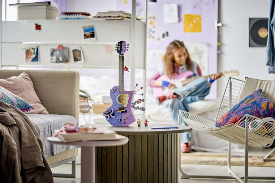 LEGO® Editions Olivia Rodrigos dobbelgitar 43031