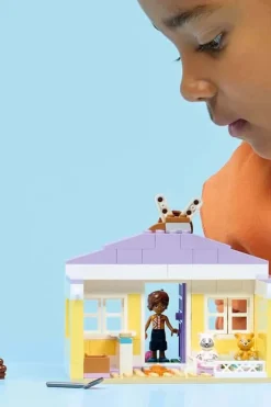 LEGO® Friends Heartlake Citys kaninhotell 42679