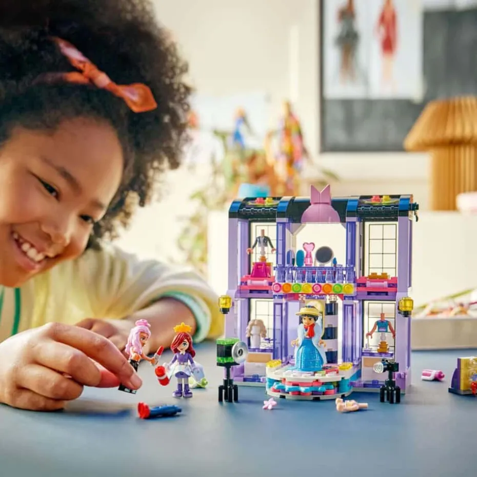 LEGO® Friends Heartlake Citys moteshow 42685
