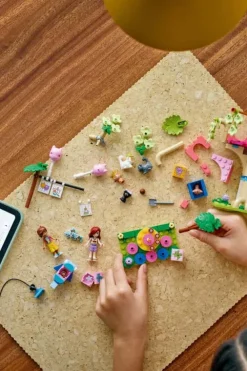 LEGO® Friends Kattens bursdagsfest og leketre 42666