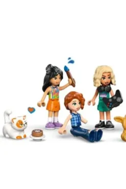LEGO® Friends klubbhuset i Heartlake City 42689