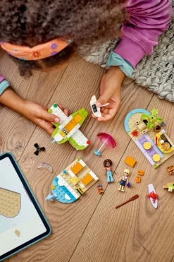 LEGO® Friends Kreativ reise- og strandkoffert 42672