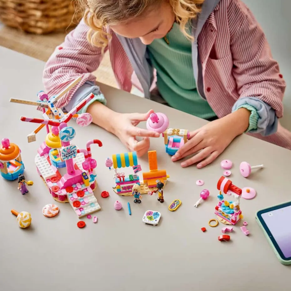 LEGO® Friends Pariserhjul med godteri og cupcaker 42700