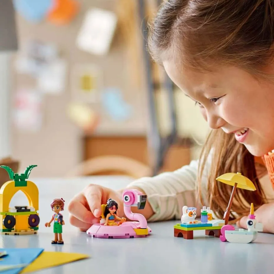 LEGO® Friends Poolparty med enhjørning og flamingo 42658