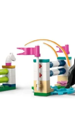 LEGO® Friends Rideskole med stall 42688