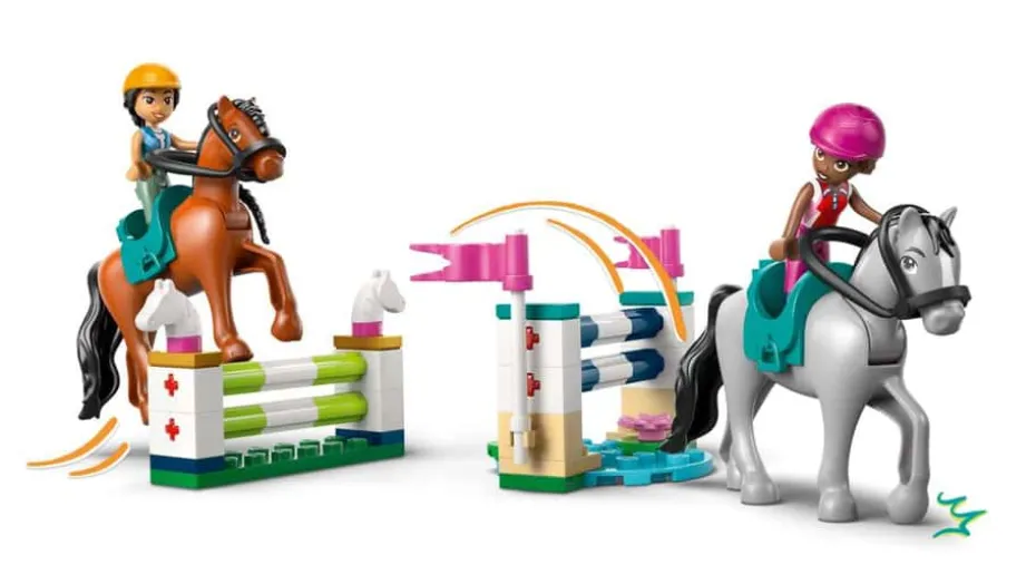 LEGO® Friends Rideskole med stall 42688
