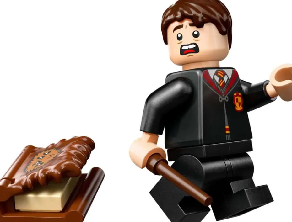 LEGO® Harry Potter™ Den glefsende Monsterboken om monstre 76449
