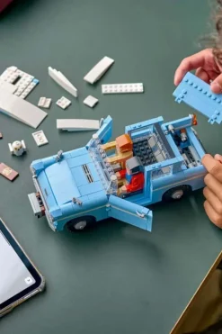 LEGO® Harry Potter™ Forhekset, flygende Ford Anglia™ 76470