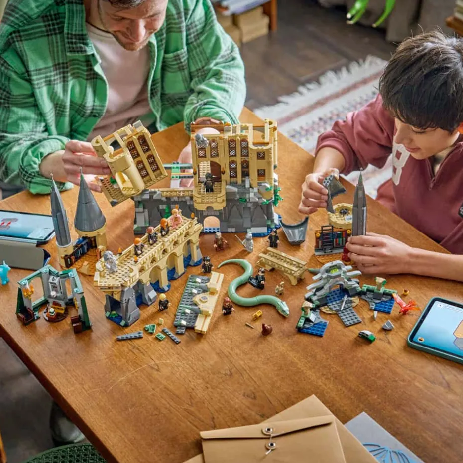 LEGO® Harry Potter™ Galtvortborgen: Østfløyen 76473