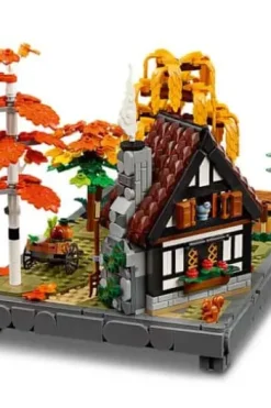 LEGO® Icons Høstlig hage med lite hus 11372