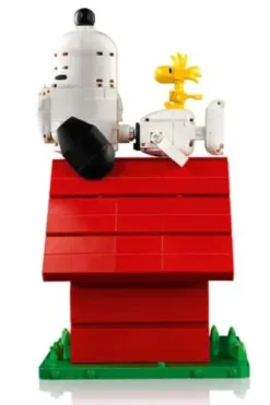 LEGO® Ideas Knøttene: Snoopys hundehus 21368