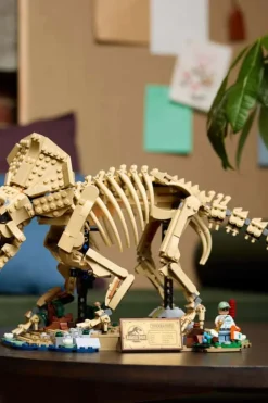 LEGO® Jurassic World Dinosaurfossiler: Triceratops 77985