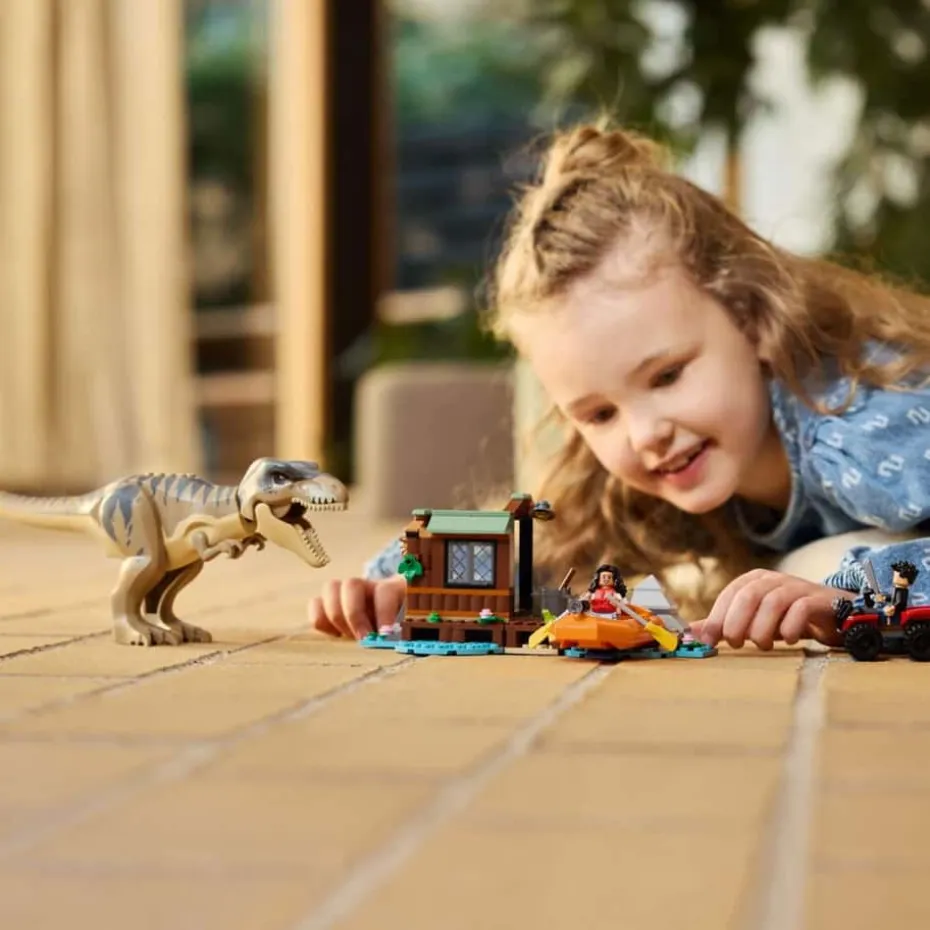 LEGO® Jurassic World På flukt fra t. rex 76975