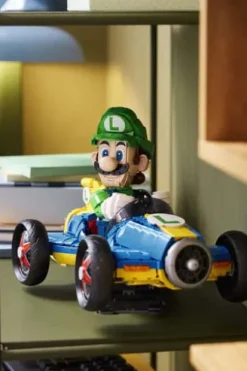 LEGO® Mario Kart™ – Luigi og Mach 8 72050