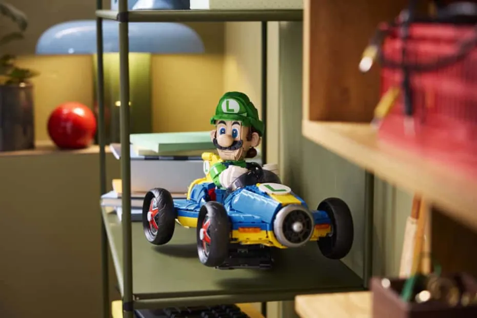 LEGO® Mario Kart™ – Luigi og Mach 8 72050