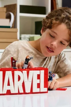 LEGO® Marvel: MARVEL logo og minifigurer 76313