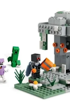 LEGO® Minecraft® Den bleke hagen 21586