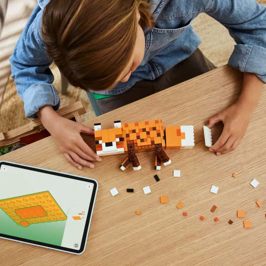 LEGO® Minecraft® Reven 21588