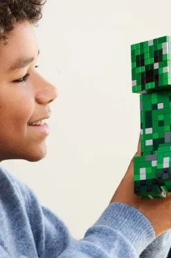 LEGO® Minecraft® Smygeren 21276
