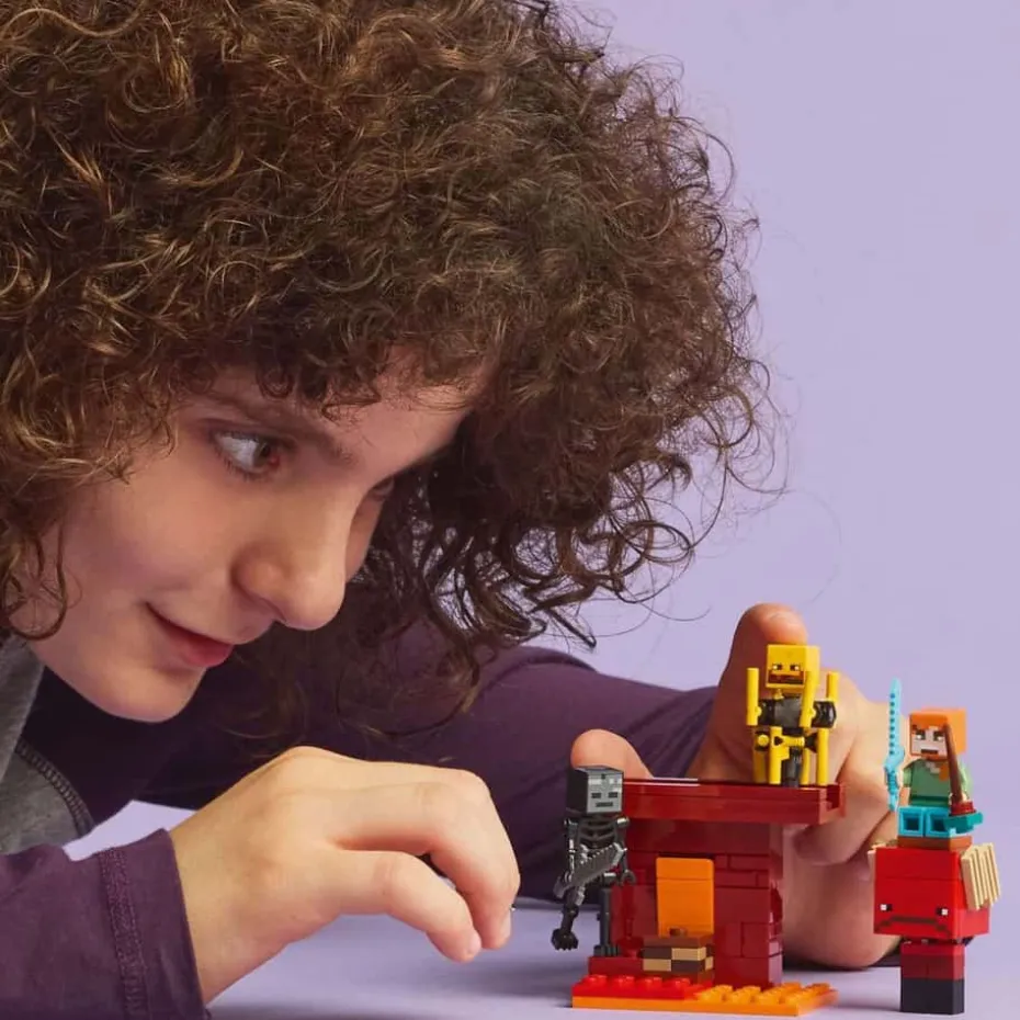 LEGO® Minecraft® Underverden-lavakamp 21266