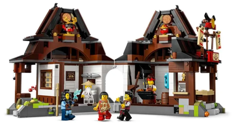 LEGO® NINJAGO® 15-årsjubileumssett med 4 våpen-smia 71858