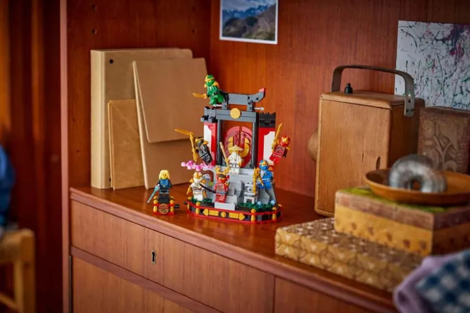 LEGO® NINJAGO® 15-årsjubileumssett med ninja-figurer 71866
