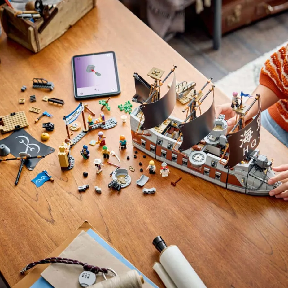 LEGO® ONE PIECE Garps krigsskip 75646