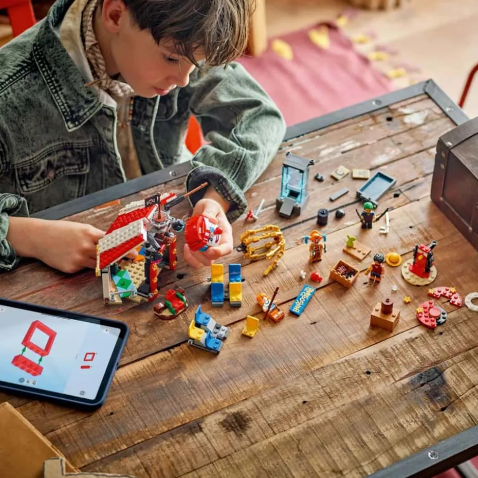 LEGO® ONE PIECE Sirkusteltet til klovnen Buggy 75637