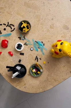 LEGO® Pokémon™ Pikachu og pokéball 72152
