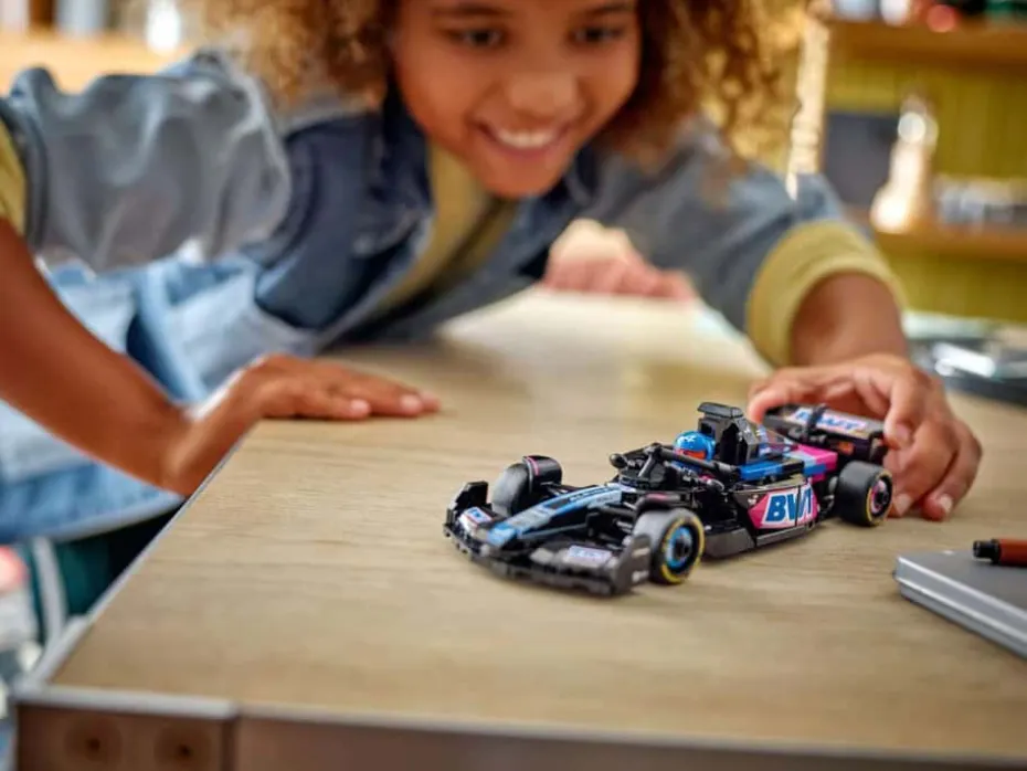 LEGO® Speed Champions BWT Alpine F1® Team A524-racerbil 77248