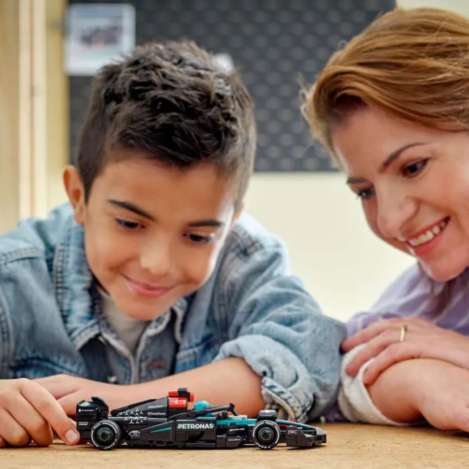 LEGO® Speed Champions Mercedes-AMG F1® W15-racerbil 77244