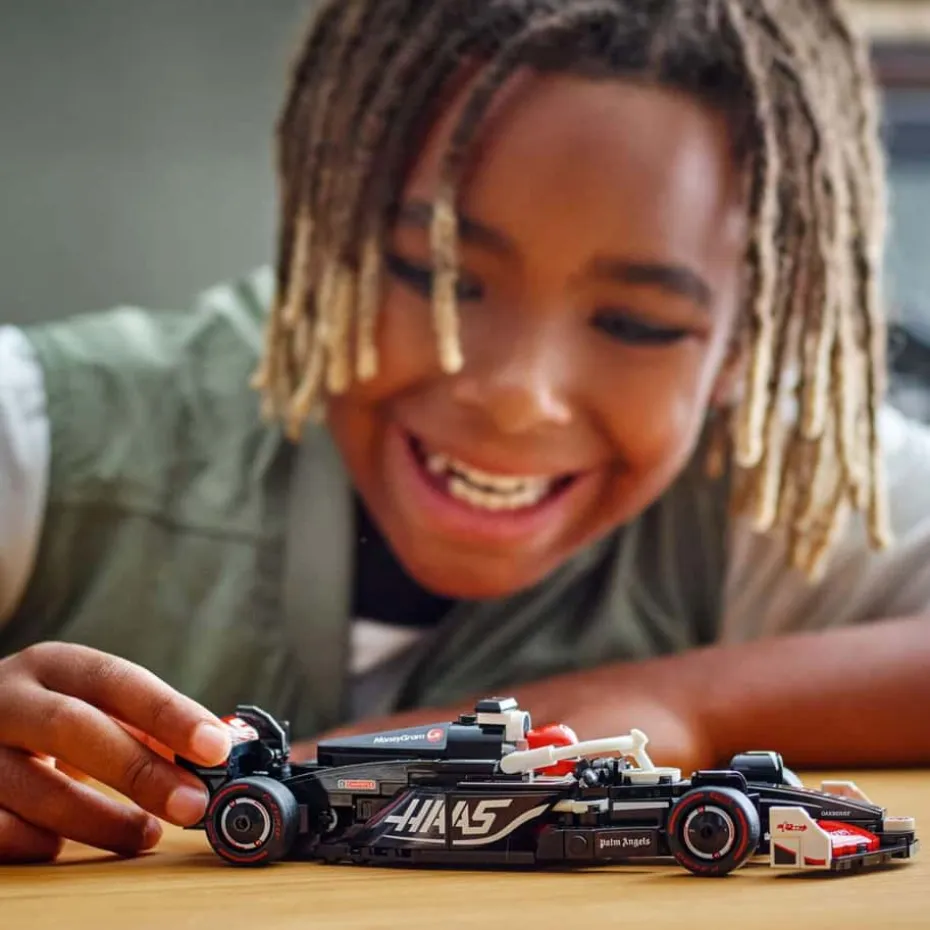 LEGO® Speed Champions MoneyGram Haas F1® Team VF-24-racerbil 77250
