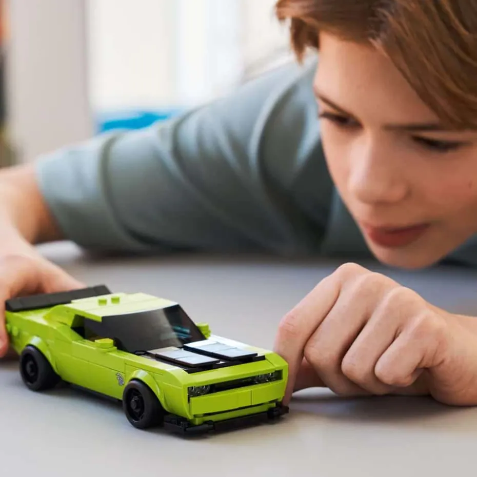 LEGO® Speed Champions Sportsbilen Dodge Challenger SRT Hellcat 77237