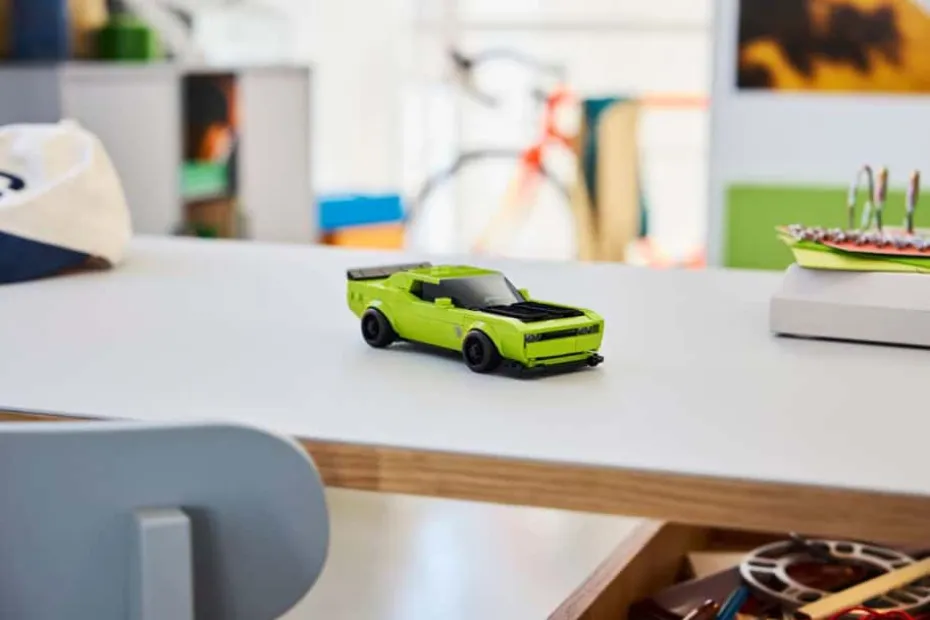 LEGO® Speed Champions Sportsbilen Dodge Challenger SRT Hellcat 77237