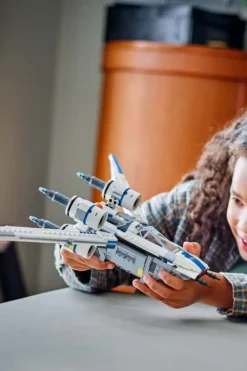 LEGO® Star Wars: Andor™ Opprørernes U-Wing Starfighter™ 75399