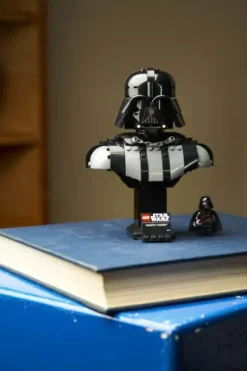 LEGO® Star Wars™ Byste av Darth Vader™ 75439