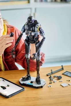 LEGO® Star Wars™ K-2SO™-sikkerhetsdroide 75434