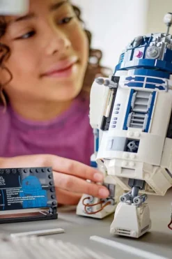 LEGO® Star Wars™ R2-D2™ 75379