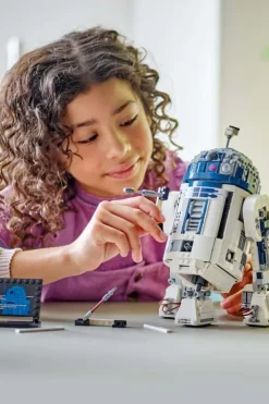 LEGO® Star Wars™ R2-D2™ 75379