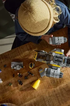 LEGO® Star Wars™ The Razor Crest™ 75447