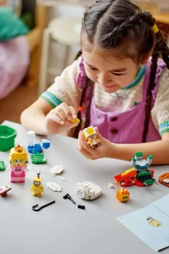 LEGO® Super Mario™ På eventyr med interaktive LEGO® Peach™ 71441