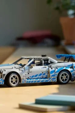 LEGO® Technic™ 2 Fast 2 Furious Nissan Skyline GT-R (R34)-bil 42210