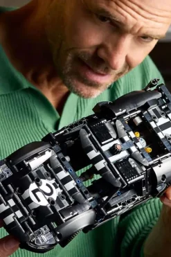 LEGO® Technic 1966 Ford GT40 MKII-racerbil 42223